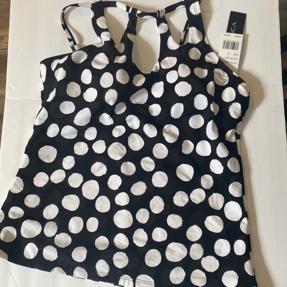 La Blanca underwire keyhole tankini top